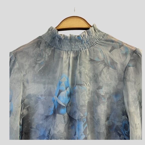 Cream Women’s Blouse M Royal Navy Blue Long Sleeves - Picture 7 of 15